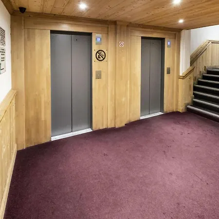 Appartement Résidence Cimes De Caron - Location: Avec Un Grand Balcon Au Sud Pour 8 ! Mae-9015