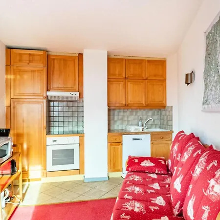 Apartment Cimes De Caron - Location: Avec Un Grand Balcon Au Sud Pour 8 ! Mae-9015